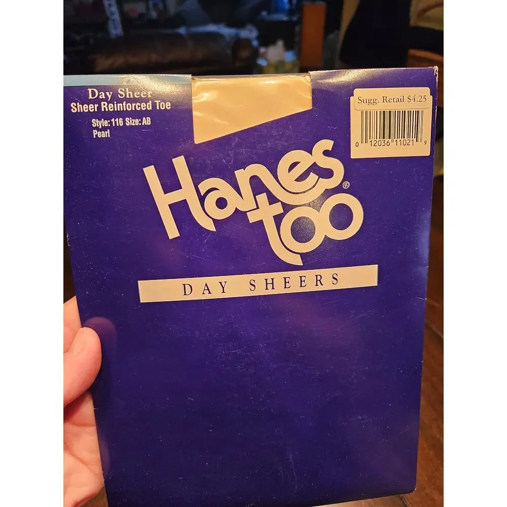 Vintage 1997 Hanes Too Day Sheers Pantyhose PEARL Reinforced Toe Size AB